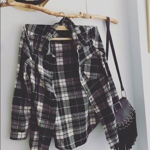 Size medium black and white flannel