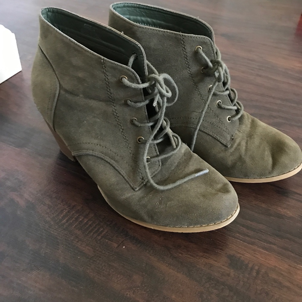 Hunter green booties
