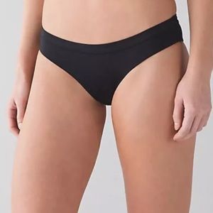 NWT Lululemon Be Cheeky Bikini Bottom Size 10