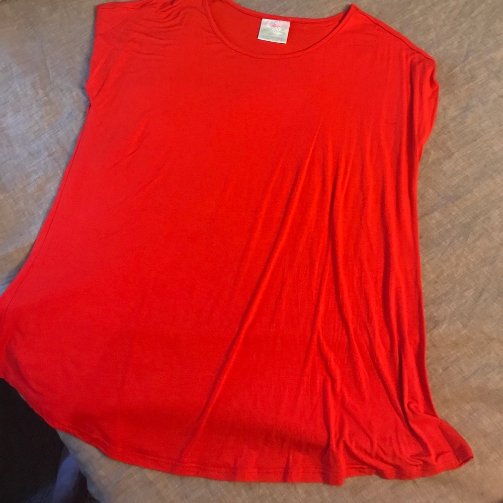 NWOT Lolly Wolly Doodle Swing Tee Red L