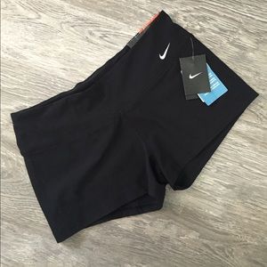 NWT Nike Dri-Fit workout shorts, black sz L