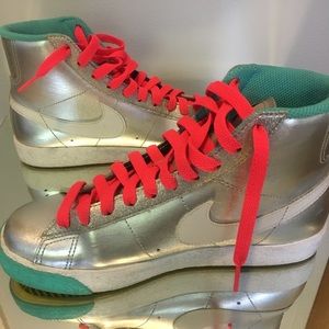 Nike Women's Blazer High Top Sneakers