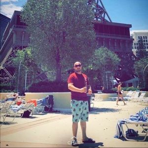 Meet your Posher, Ray