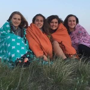 Meet your Posher, Jillian