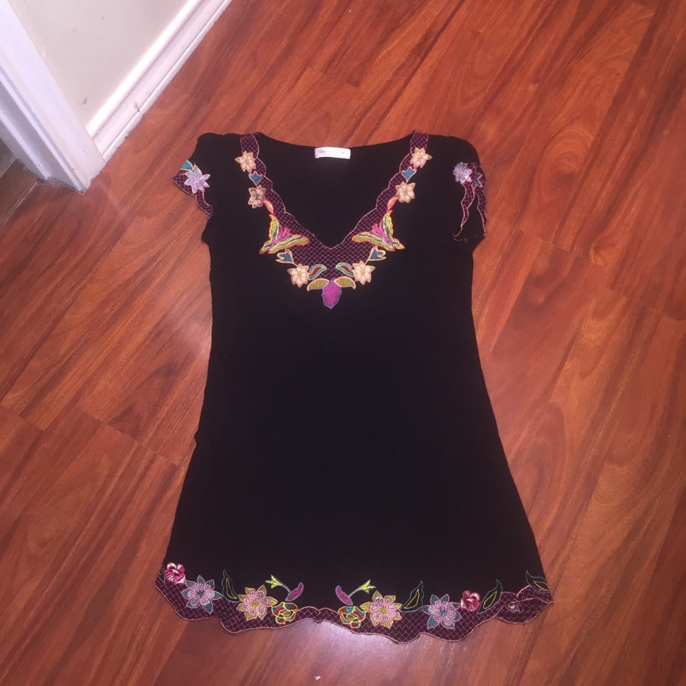 Oxford Circus embroidery top