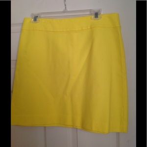 Ann Taylor Loft short bright yellow skirt