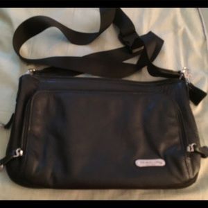 Travelon NWOT East West Leather Bag in Black