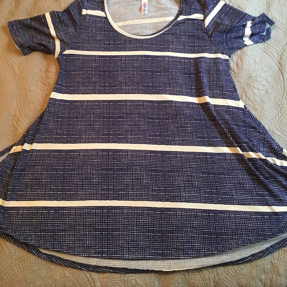Lularoe perfect t