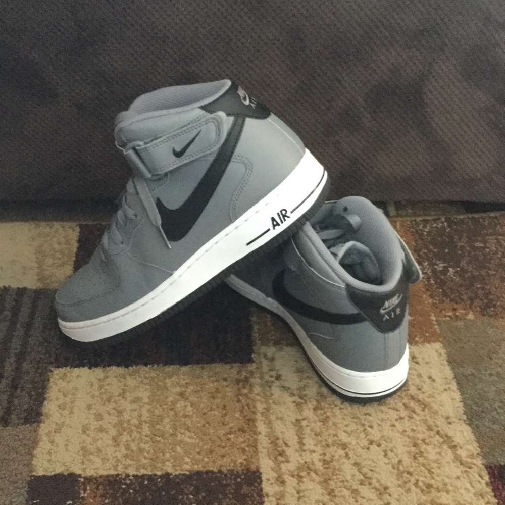 Nike Air Force 1 Gray