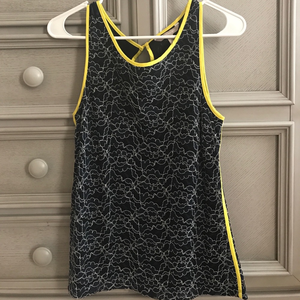 Banana Republic sleeveless lace blouse