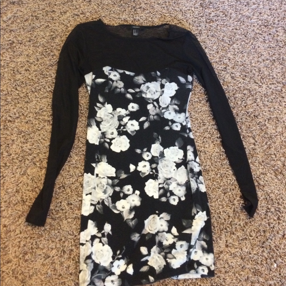 Forever 21 curve fit dress