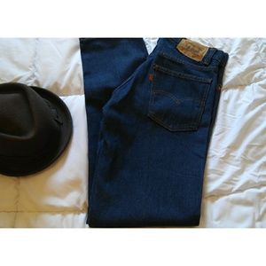 Mens Straight Leg LEVI Jeans