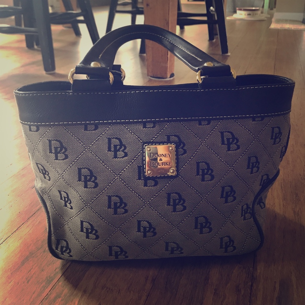 Dooney & Bourke Handbag