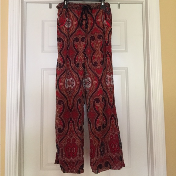 Flowy patterned pants NWT - Picture 1 of 2