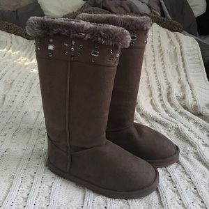 Taupe Furry Boots (Never Been Worn)