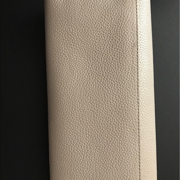 mint condition coach wallet - Picture 2 of 3