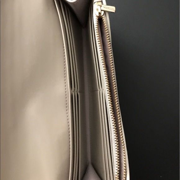 mint condition coach wallet - Picture 3 of 3