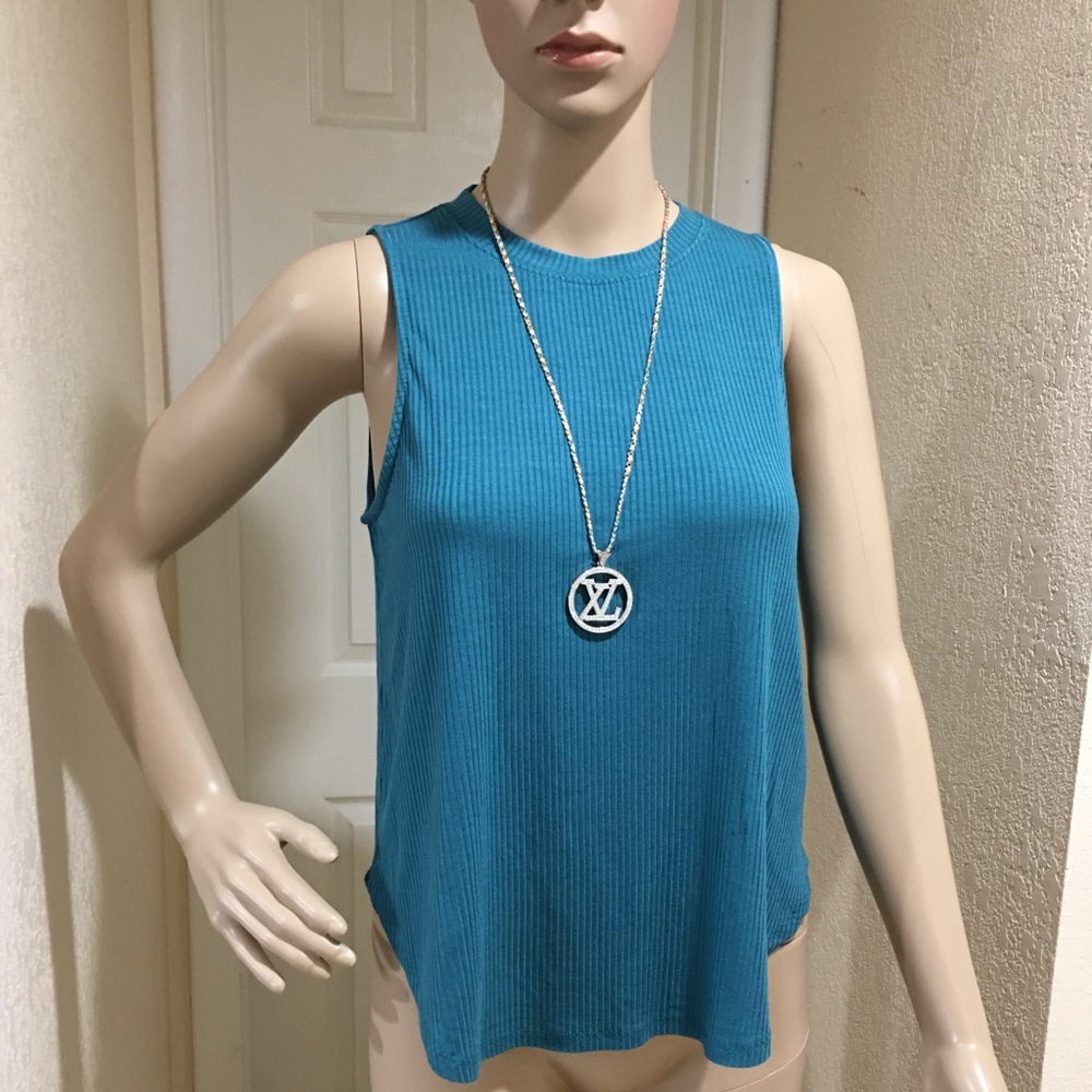 Brand New H&M Sleeveless Blouse 👚