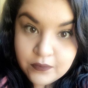 Meet your Posher, Angelica