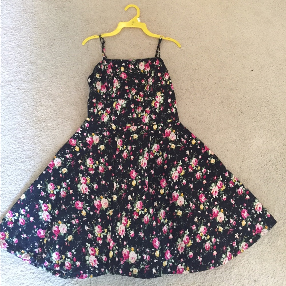 Small Papaya flower print dress