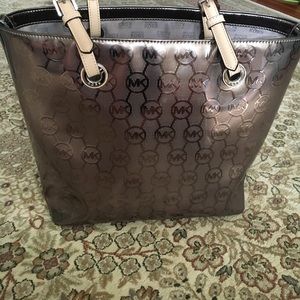 Michael Kors tote