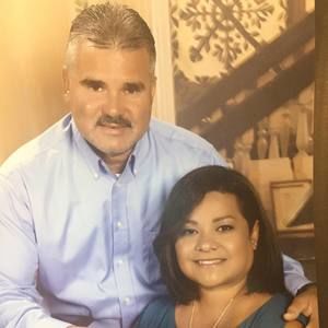 Meet your Posher, Adela