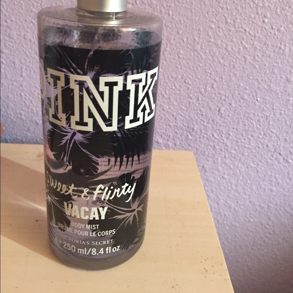 Pink body mist