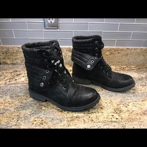 Roxy boots