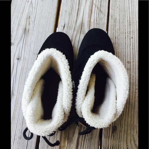 Boot 👢 - Picture 4 of 7