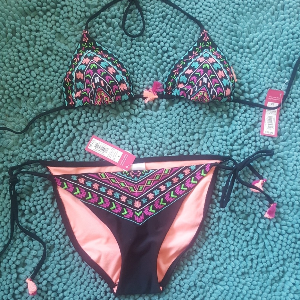 Bikini top,  negotiable price