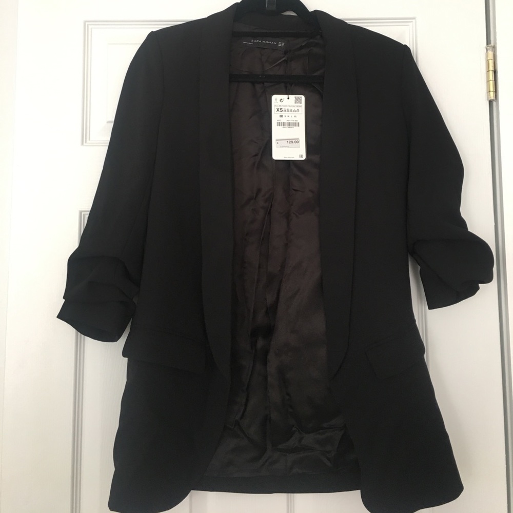 3/4 sleeve black blazer