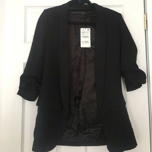 3/4 sleeve black blazer