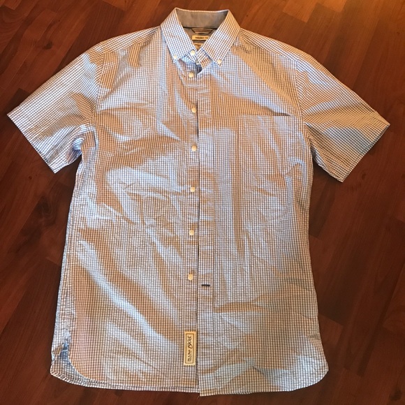 Short-sleeve button up - Picture 1 of 2