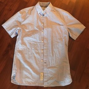 Short-sleeve button up