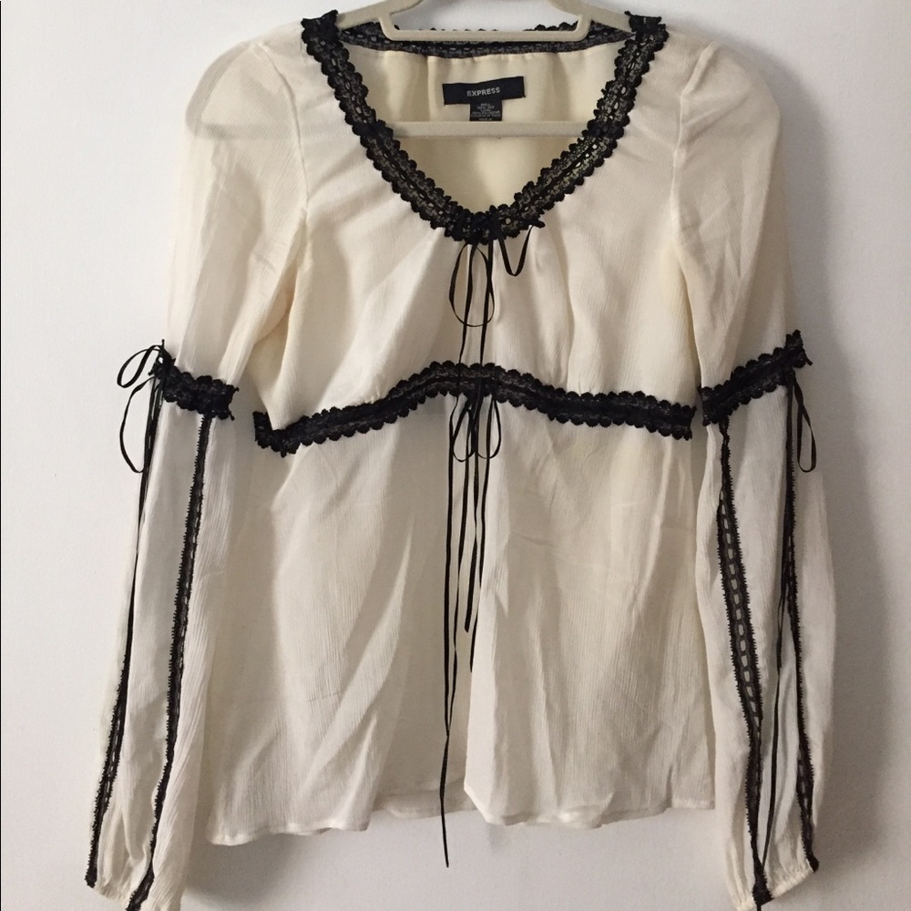 Express blouse, black ribbon detail, sz 7/8