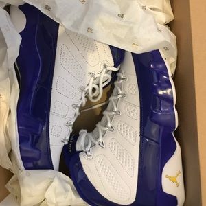 Air Jordan 9 Retro