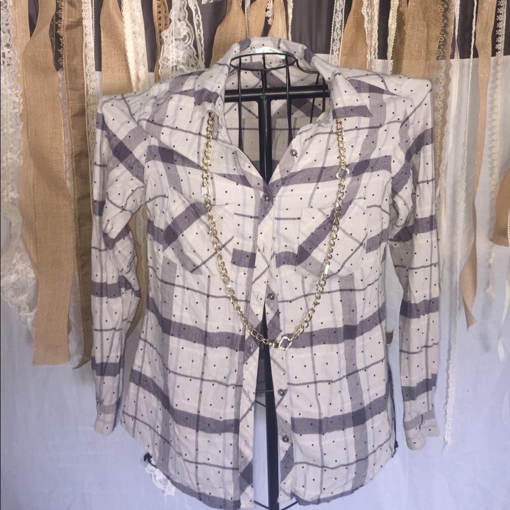 New Maurice's flannel button down