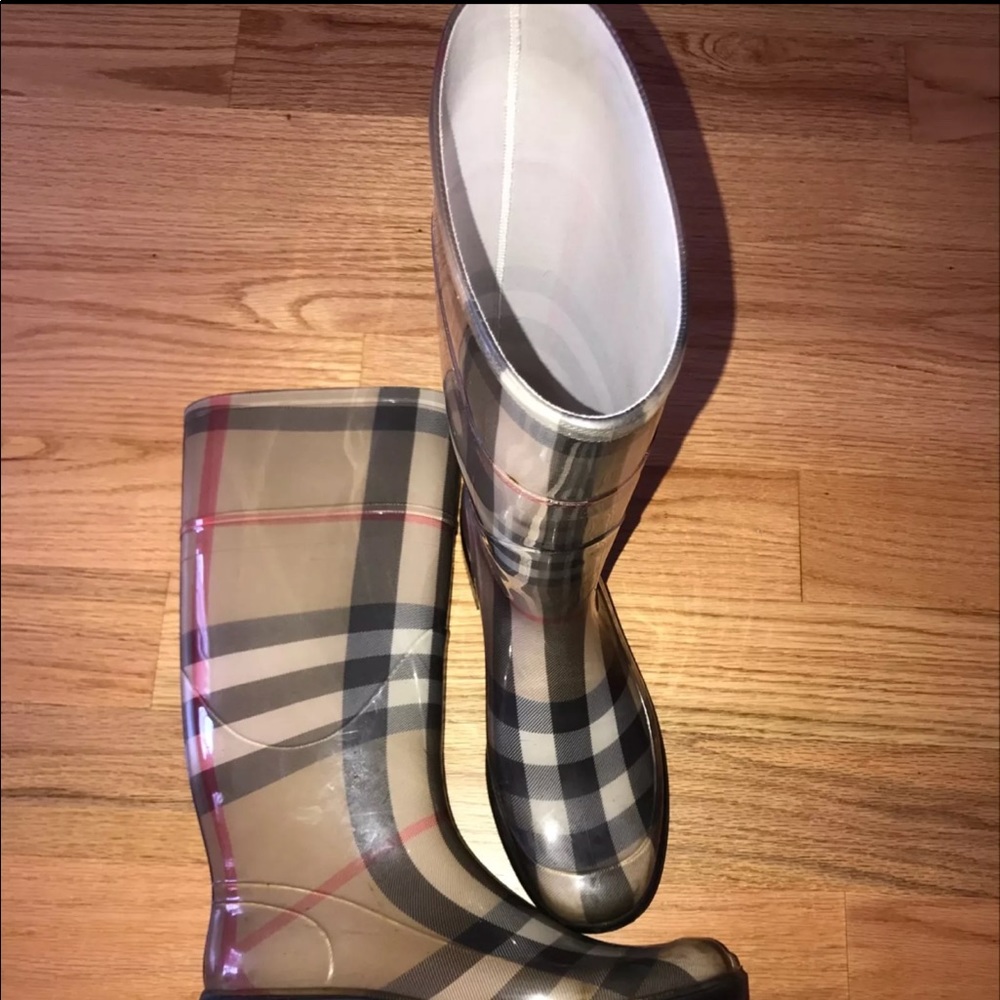 Burberry rain boots