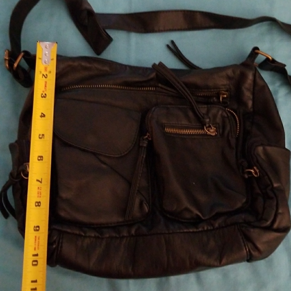 Crossbody bag