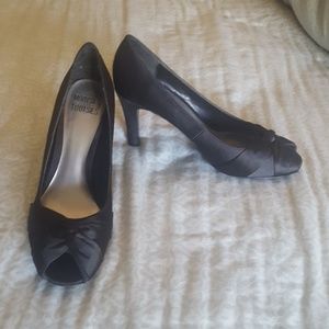 Mootsies Tootsies heels