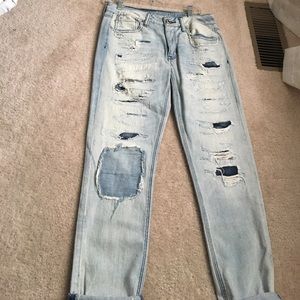 "Destroyed" boyfriend jeans!