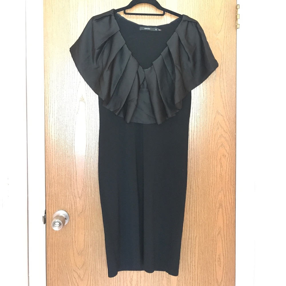 Black fitted dress