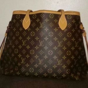 Louis Vuitton never full