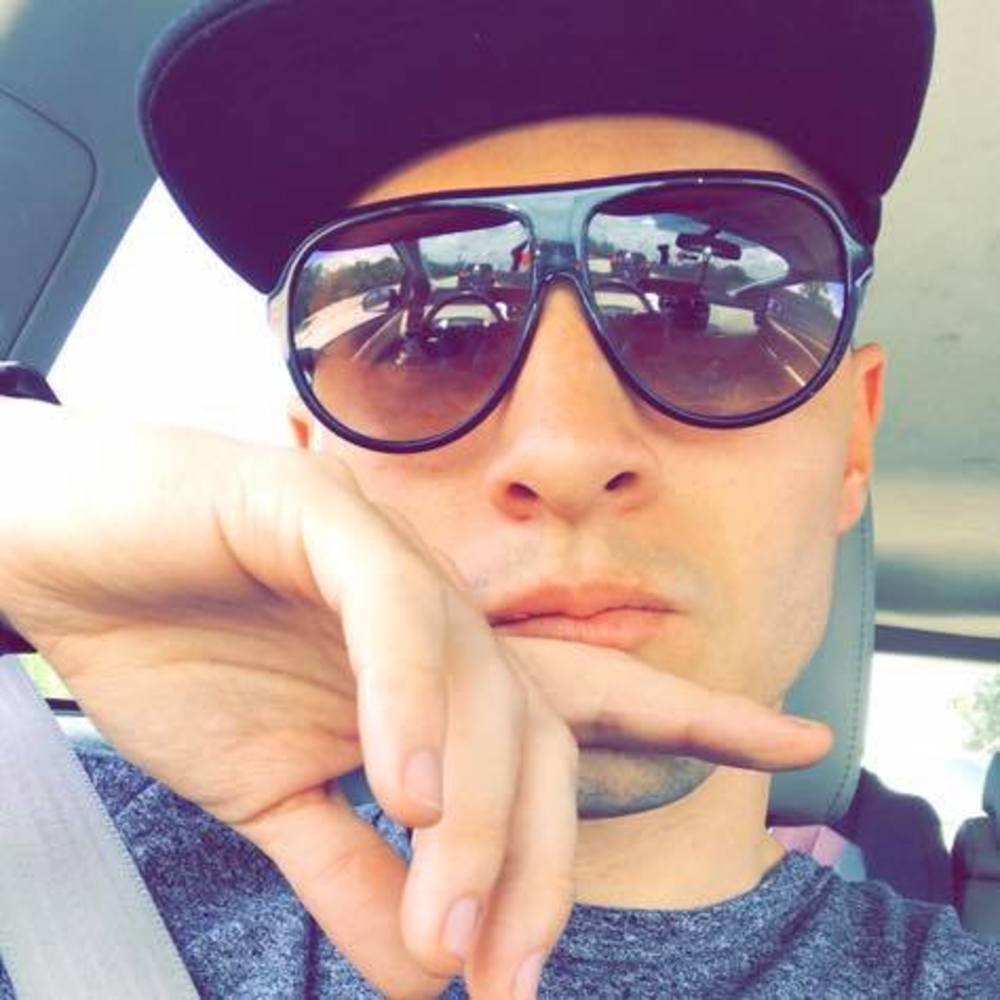 Meet your Posher, Brandon