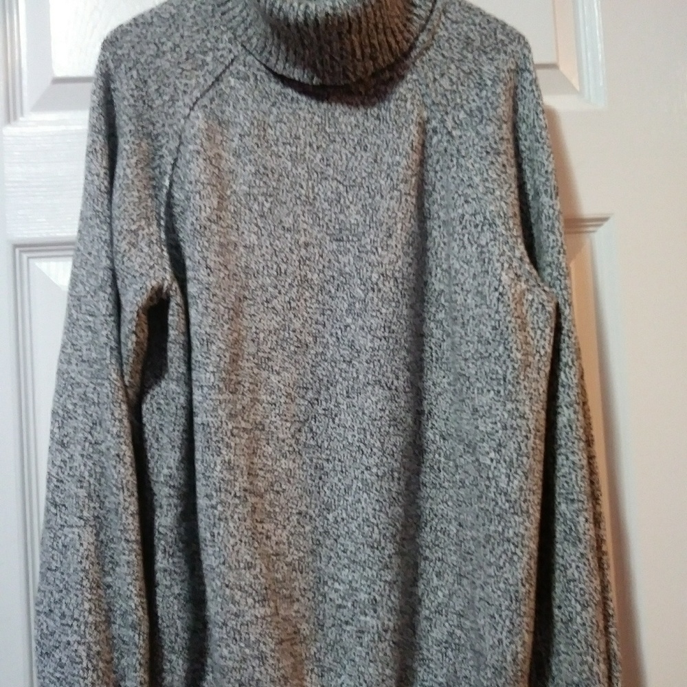 Woman sweater