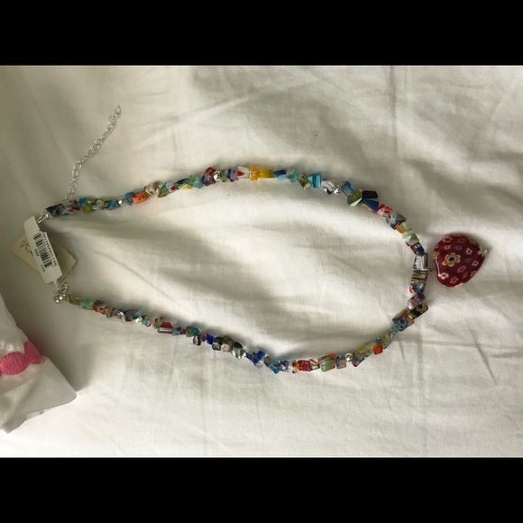 Beautiful heart necklace NEW WITH TAGS - Picture 4 of 4