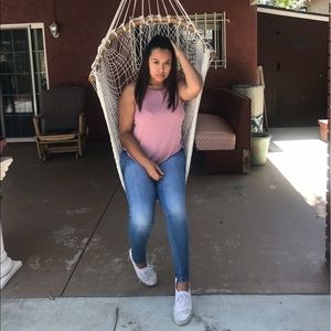 Meet your Posher, Crystal