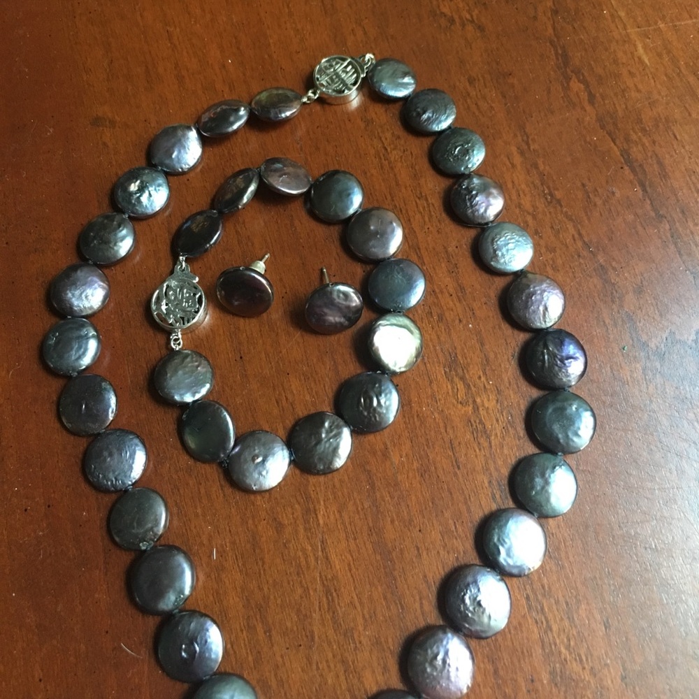 Pearls - Picture 3 of 4