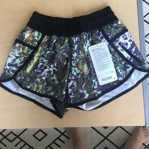 Lululemon tracker shorts NWT