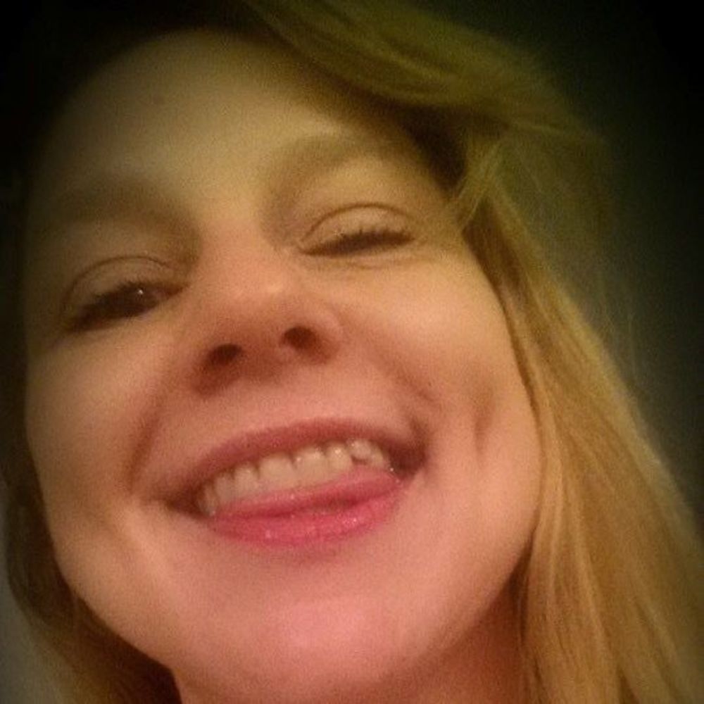 Meet your Posher, April